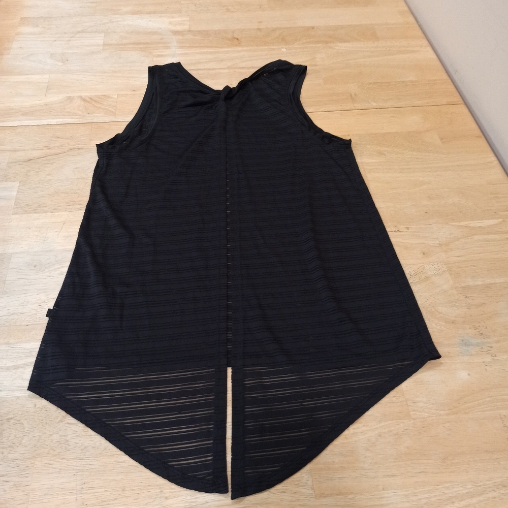 Lululemon Women's Meet Halfway Tank*Striped Black Size 8 - Picture 16 of 16
